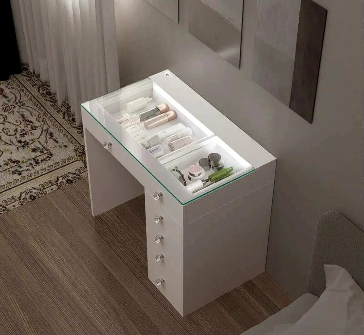 Dressing table - Image 1