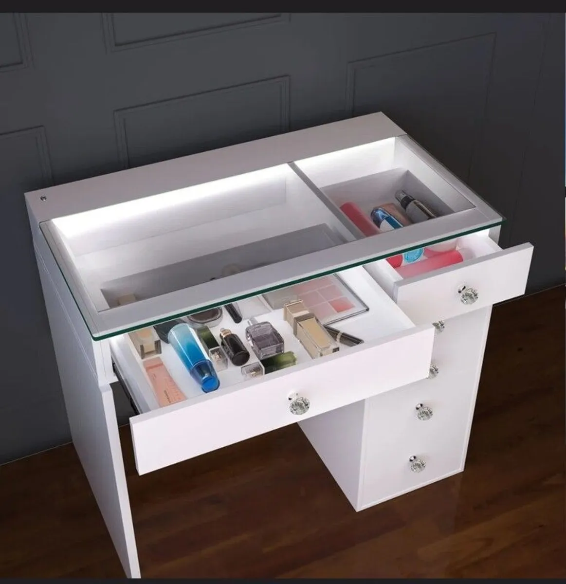 Dressing table - Image 2