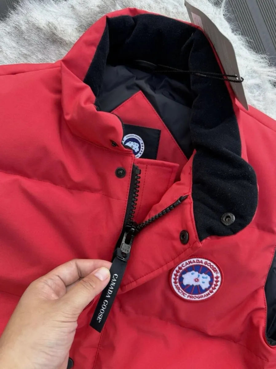 Canada Goose Freestyle Gilet - Image 1