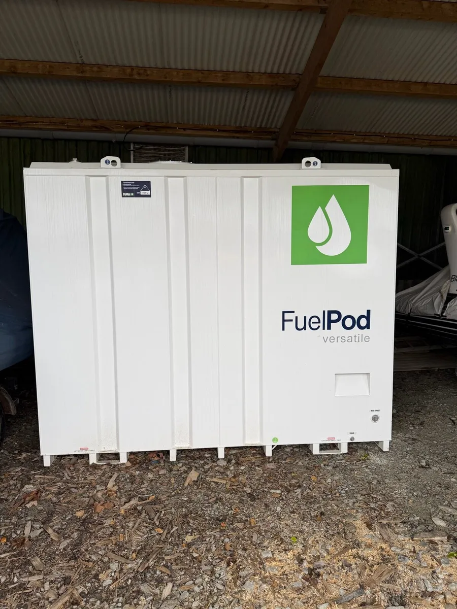 Bund diesel tank - Image 2