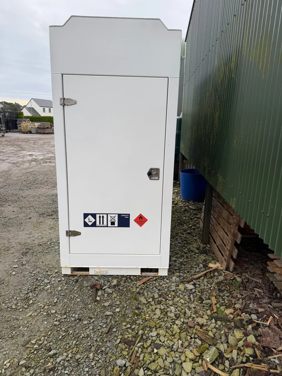 Bund diesel tank - Image 4