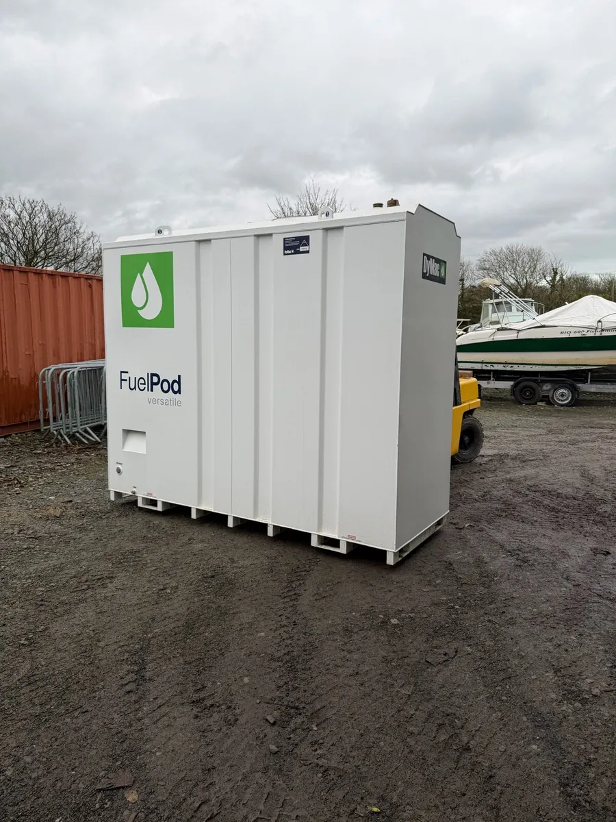 Bund diesel tank - Image 1