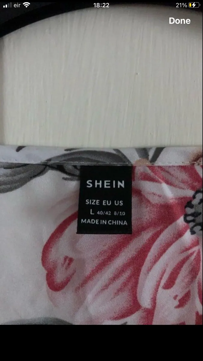 Ladies stunning top size L €3 - Image 3