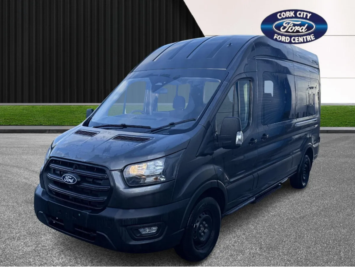 Ford Transit Minibus - Image 4