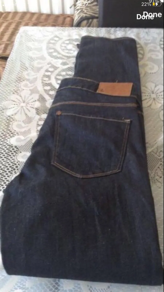 Ladies stunning jeans size 26 €5 - Image 3