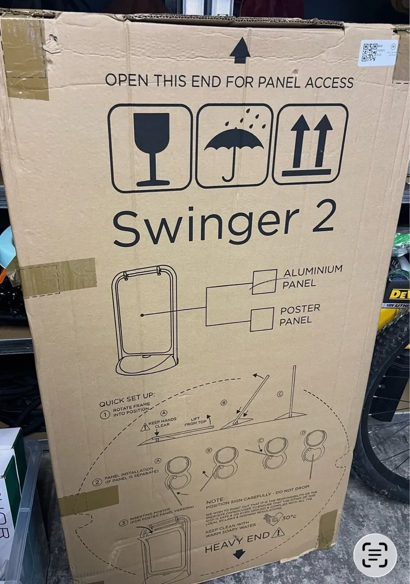 A Board Swinger 2 Outside Pavement Sign - Image 1
