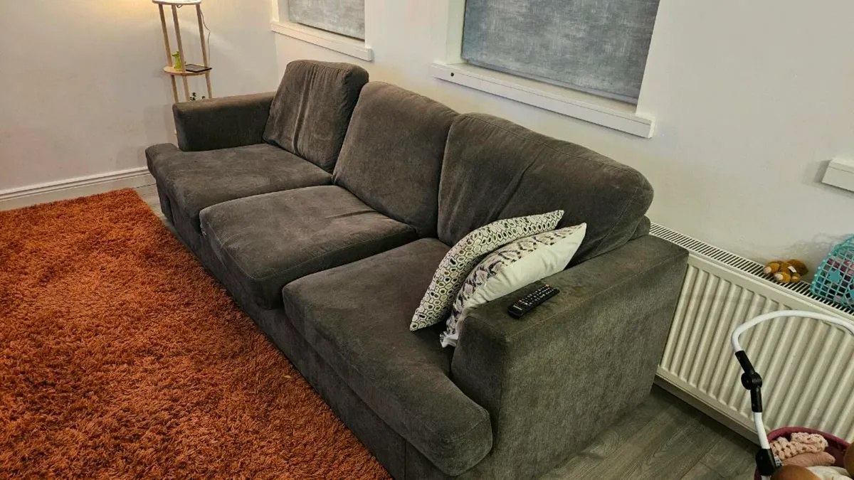 Free Sofa 3 seater - Image 1