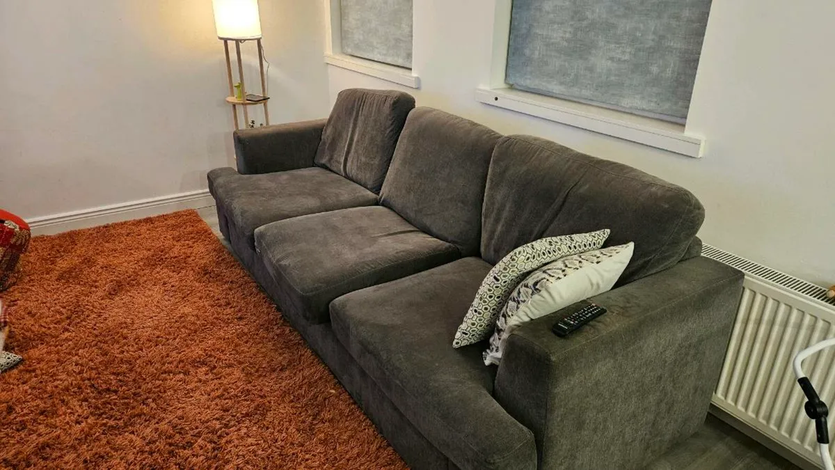 Free Sofa 3 seater - Image 2