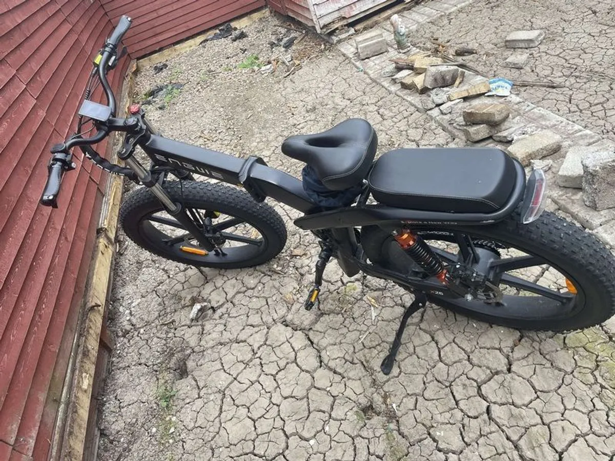 ENGWE X26 Electric Folding Bike - Image 4