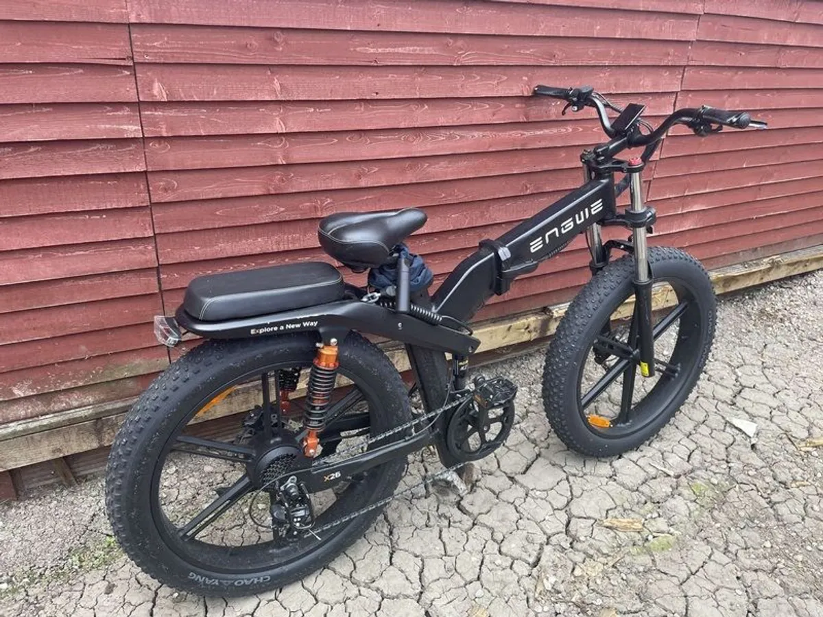 ENGWE X26 Electric Folding Bike - Image 1