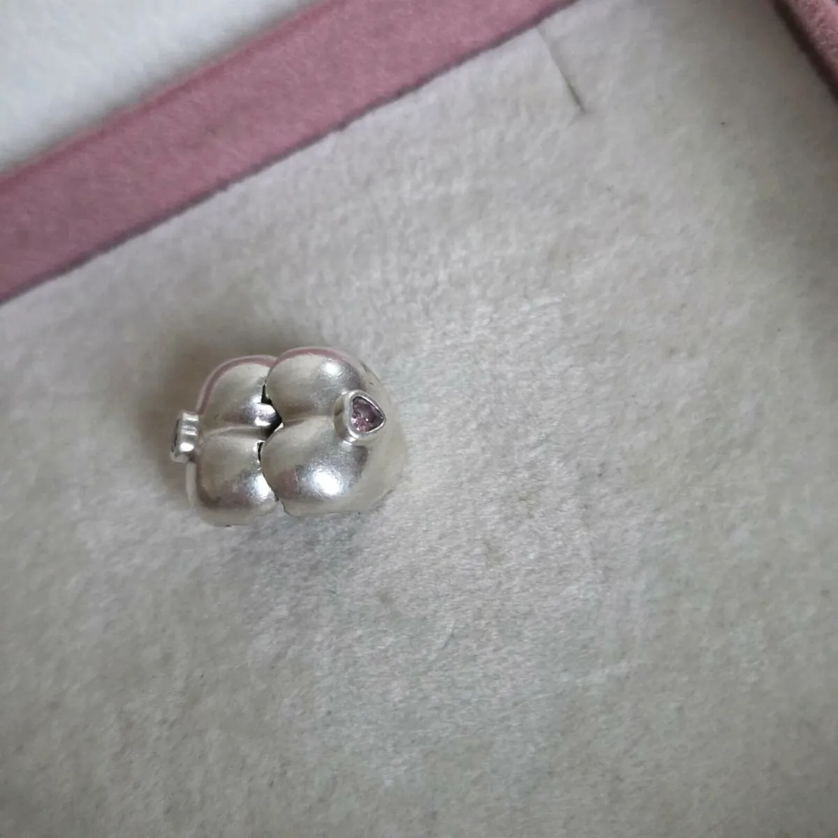 Pandora heart clip charm with pink cubic zirconia - Image 2