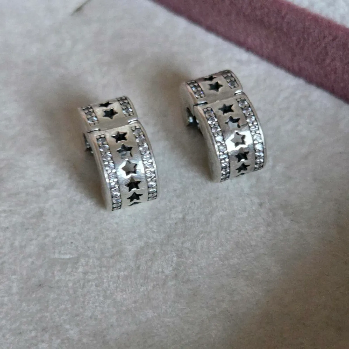 Pandora pave row of stars clips charm - Image 1