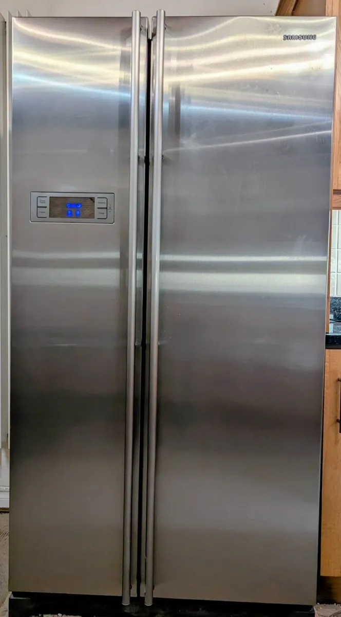 American Style Fridge Freezer - Image 1