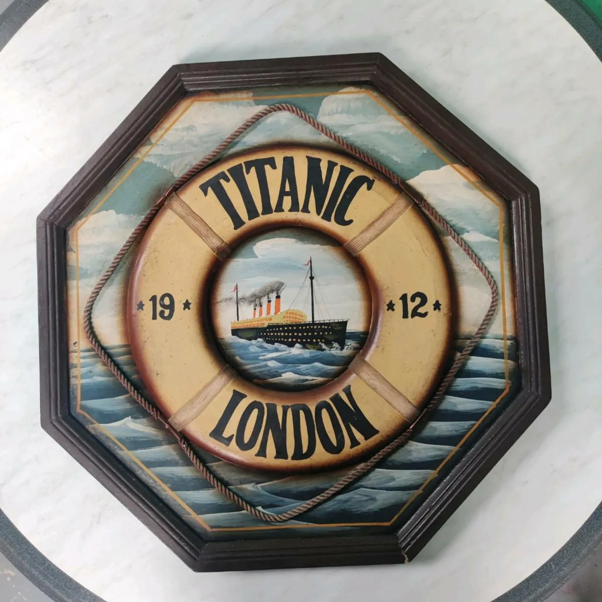 Vintage Titanic painting memorabilia🚚 - Image 4