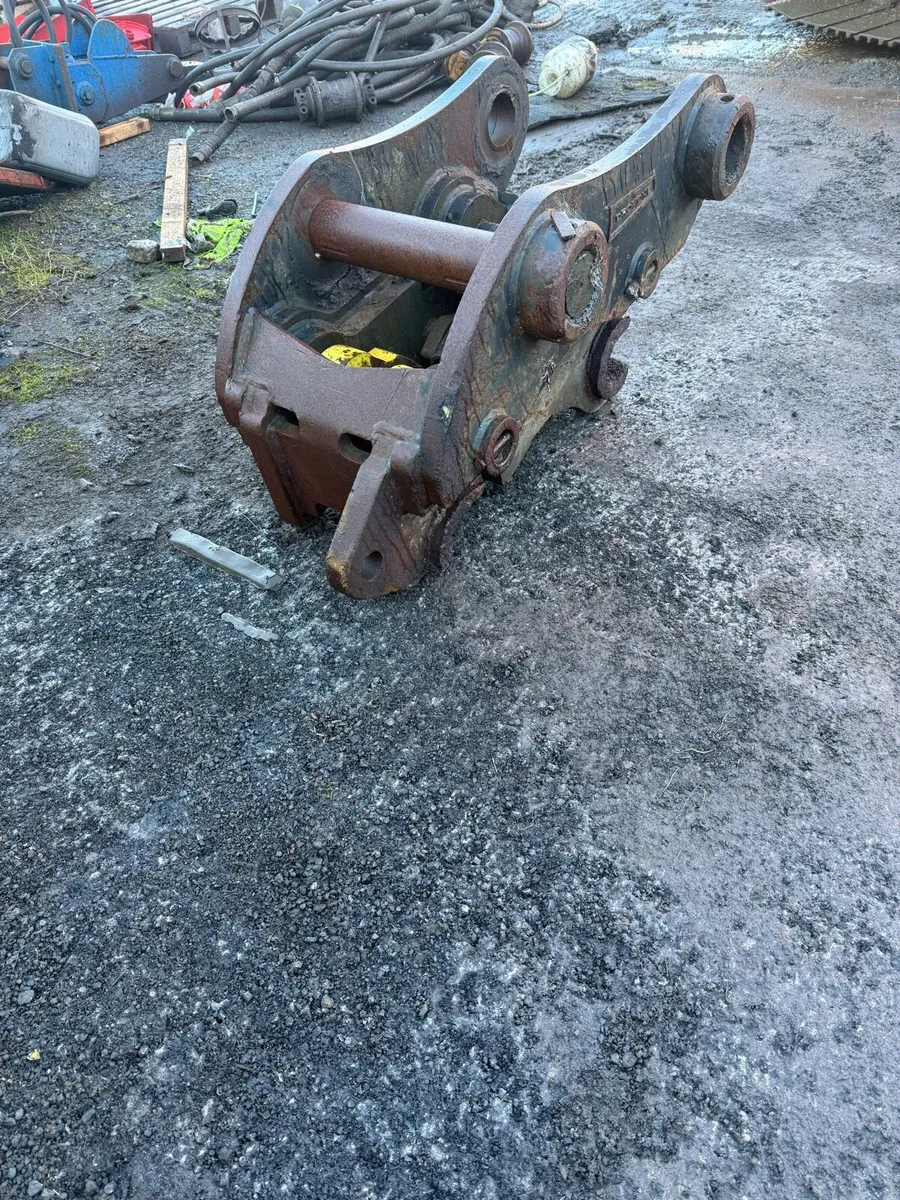 30t Dromone Quick hitch - Image 2