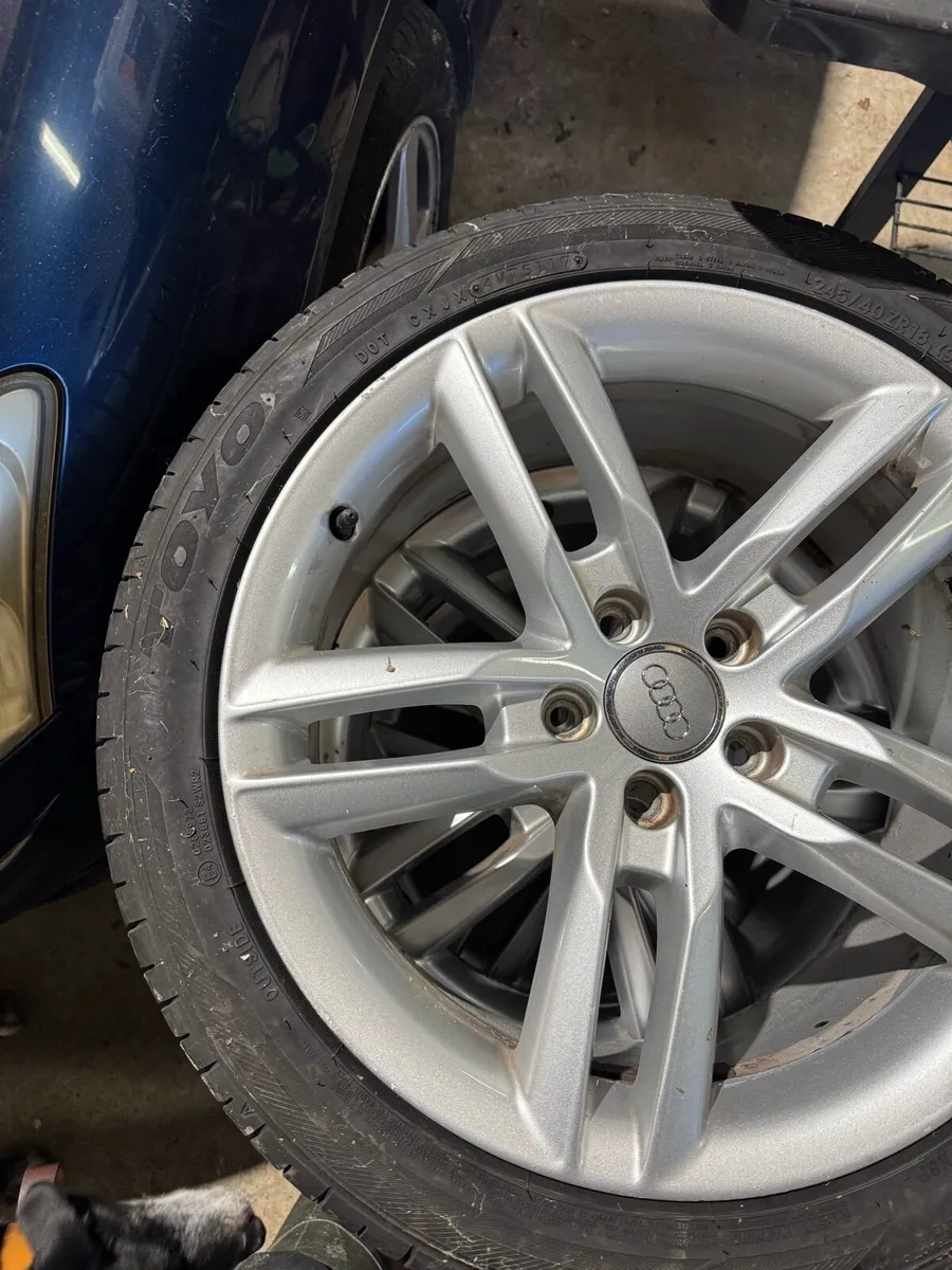 Audi A5 18 inch Alloy wheel &Tyre 245 40 18 - Image 3