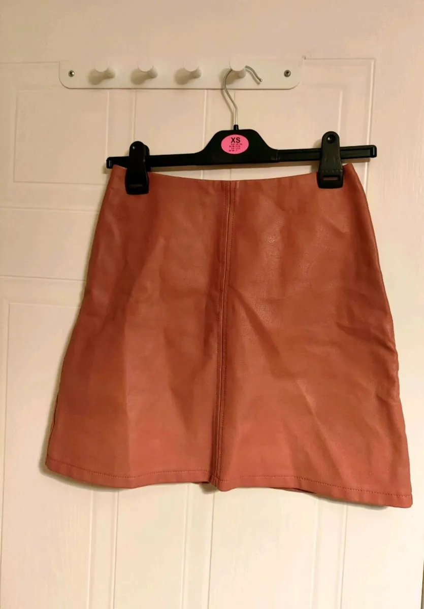 Blush Pink Faux Leather Mini Skirt – Primark – Siz - Image 2