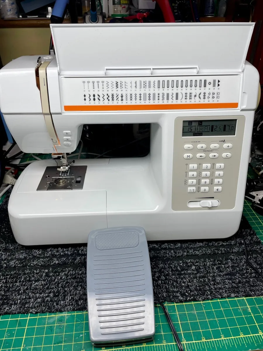 Huskvarna Viking C10 Sewing Machine - Just service - Image 1