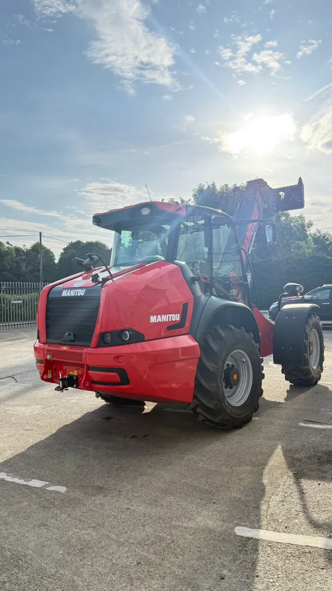 New Manitou MLA T533-145's In Stock ! - Image 4