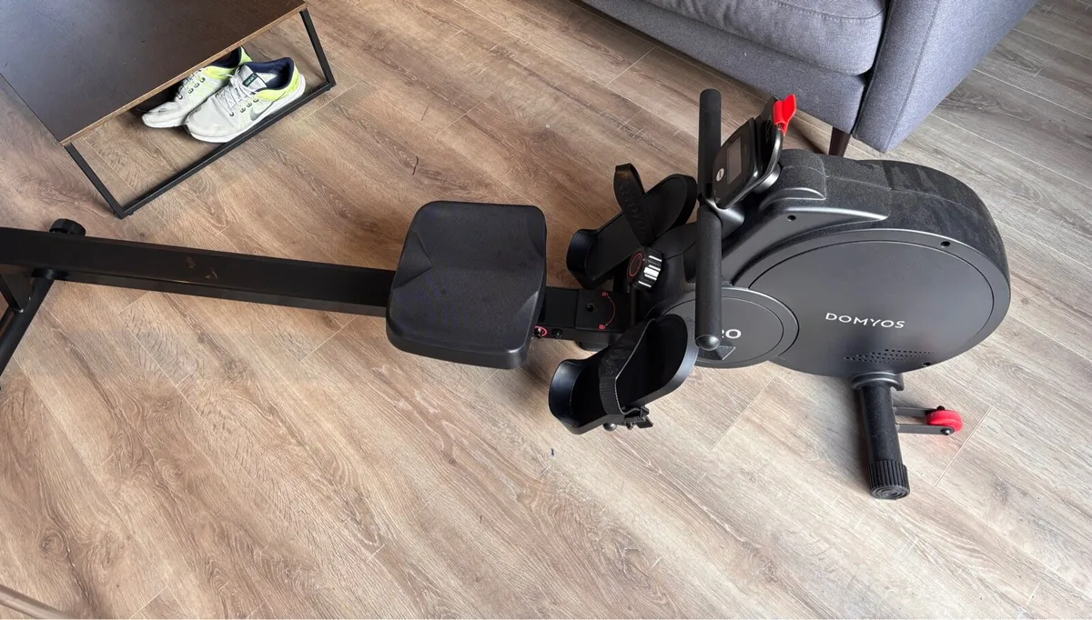Rowing Machine - Image 2