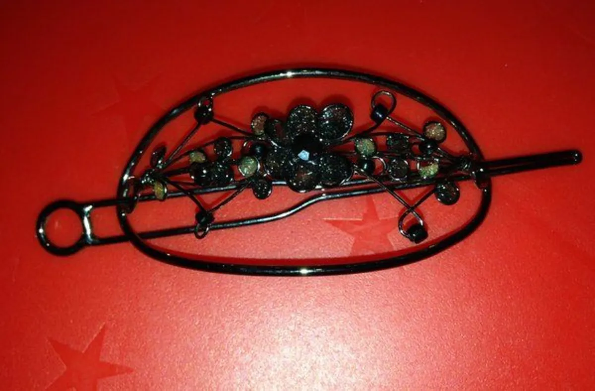 Hair Accessories - Image 2