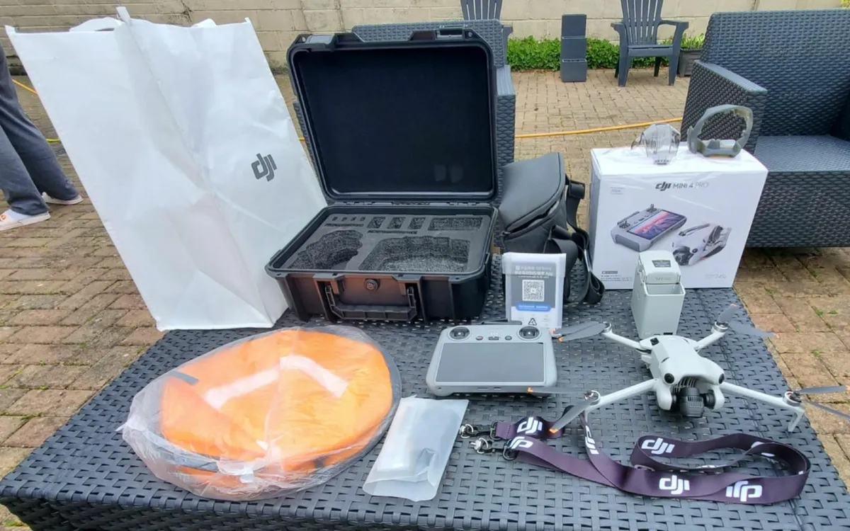 DJI mini 4 Pro Combo - Image 3
