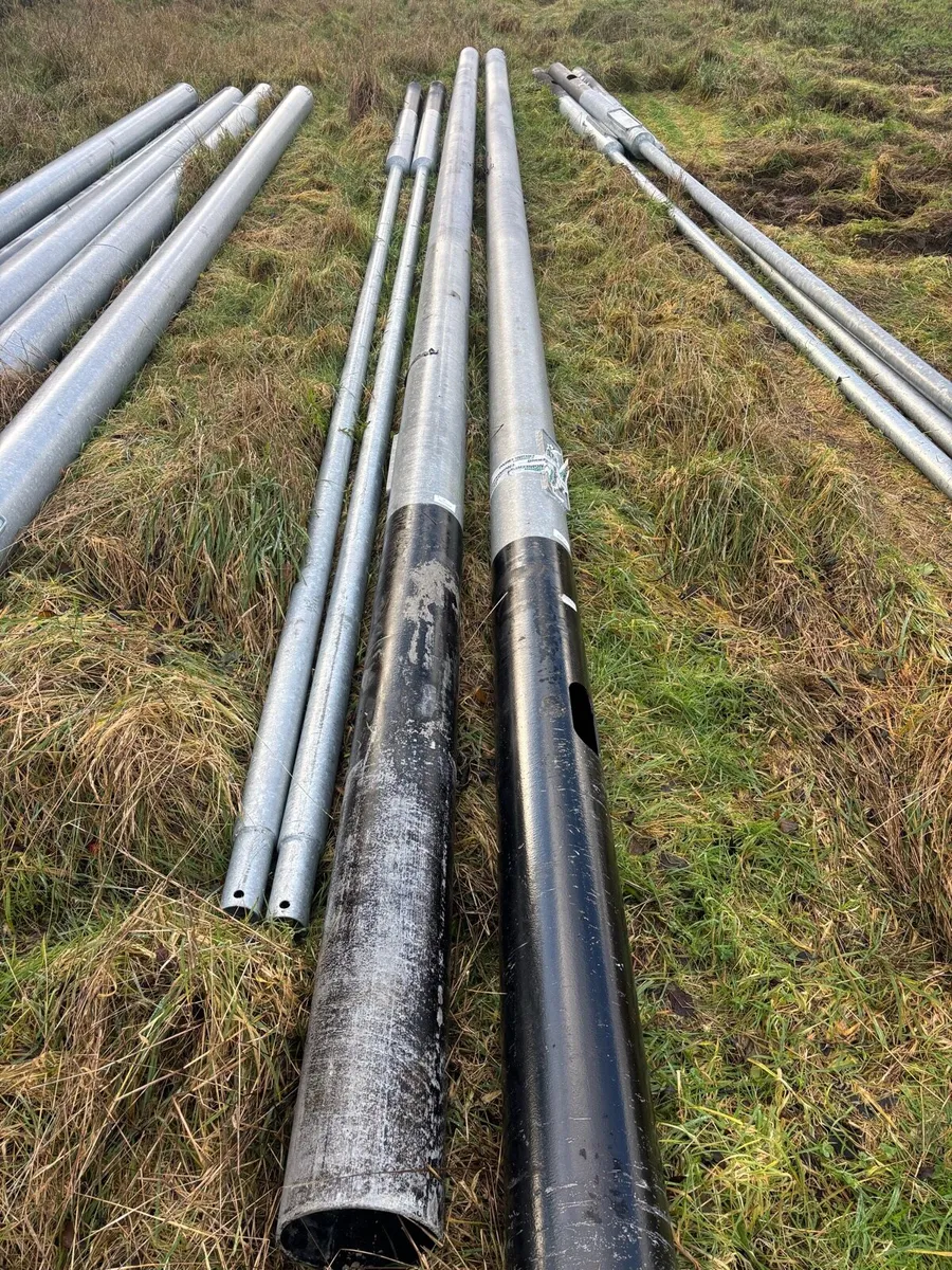 Light poles - Image 3