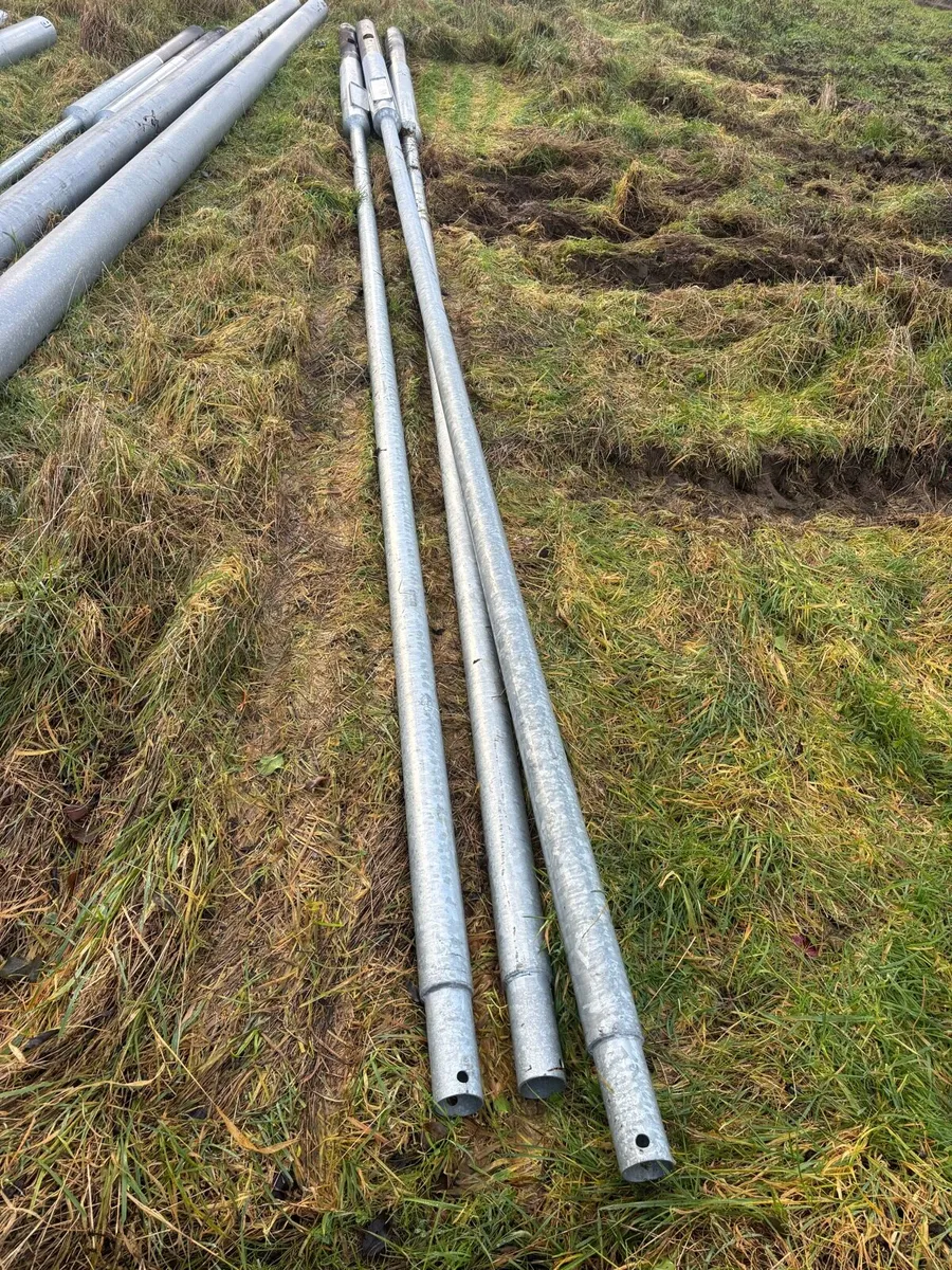 Light poles - Image 2