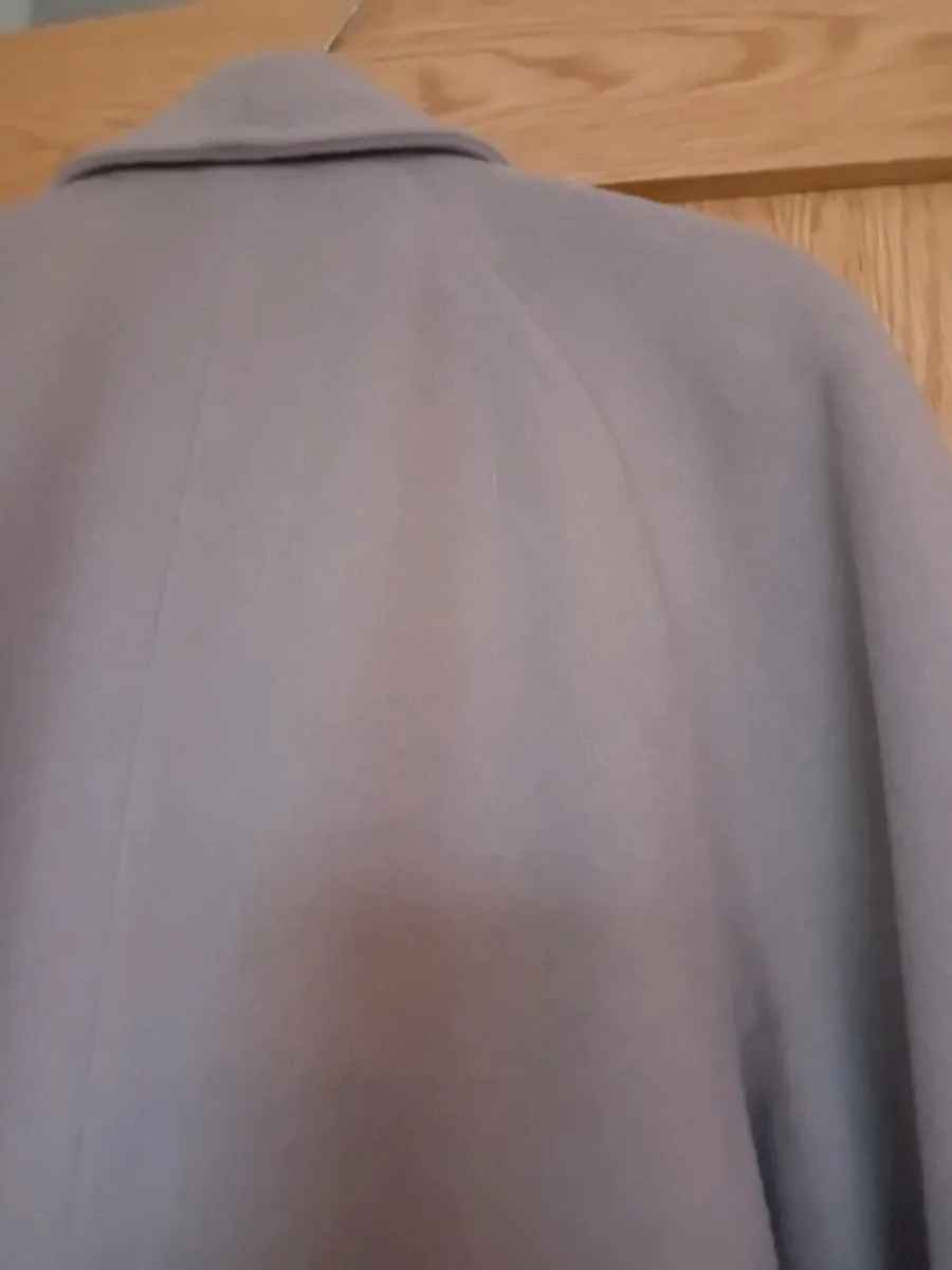 Ladies Jacket/Coat Size 14 - Image 4