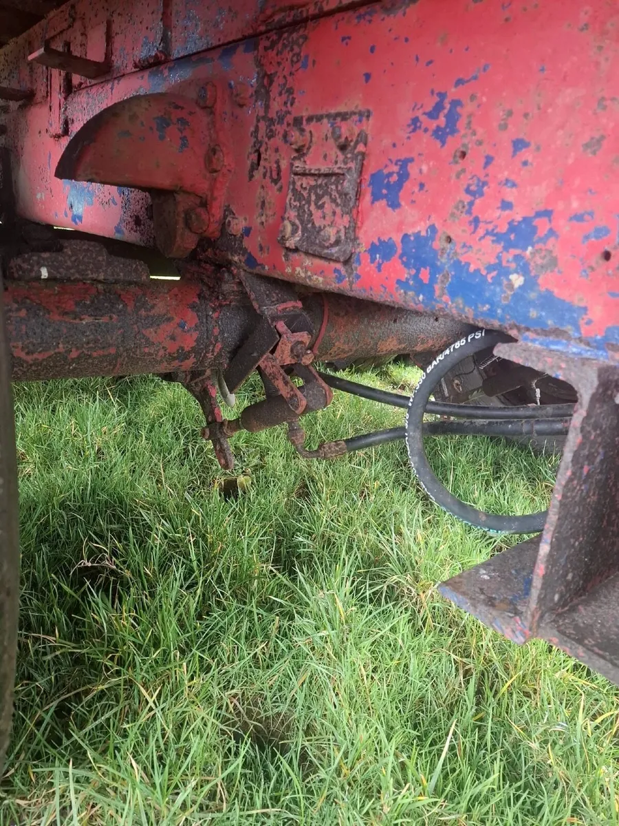 LOW LOADER DOUBLE AXIL TRAILER - Image 4