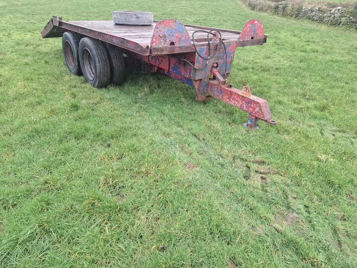 LOW LOADER DOUBLE AXIL TRAILER - Image 1