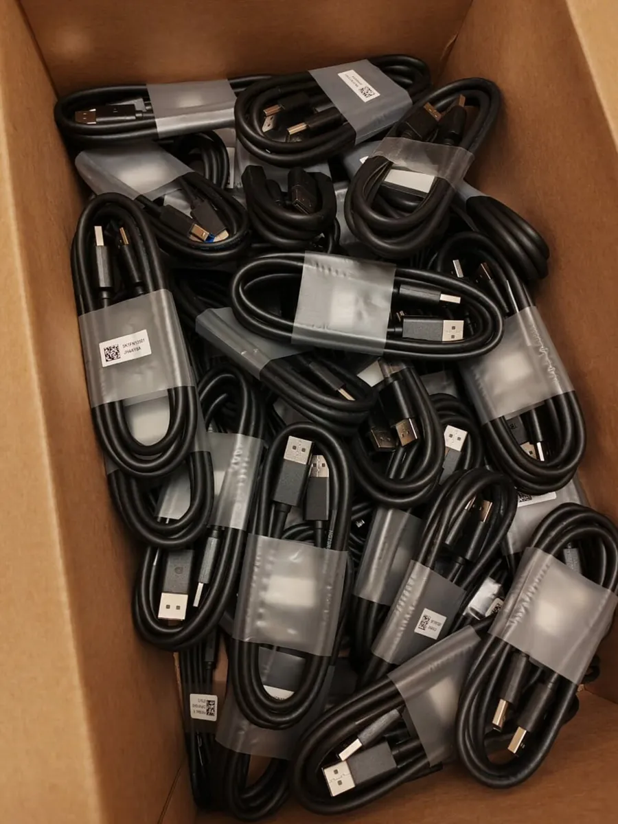 Display Port to Display Port - Image 2