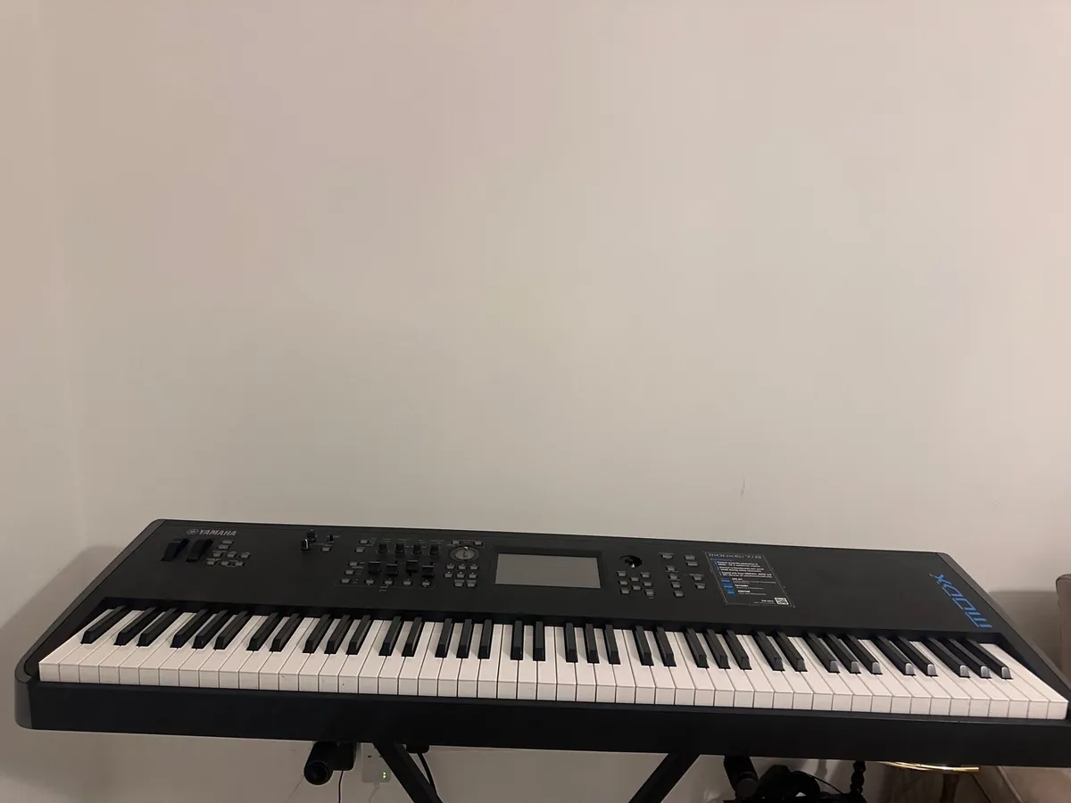 Yamaha Modx 8 - Image 3