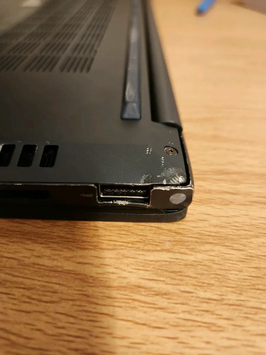 Asus Zenbook 15 - 16GB RAM, 512GB SSD, Ryzen 7 - Image 4