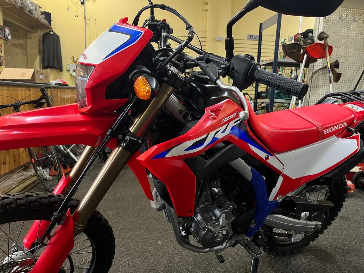 Motorcycle - Image 2