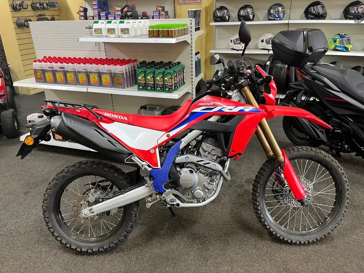 Motorcycle - Image 3