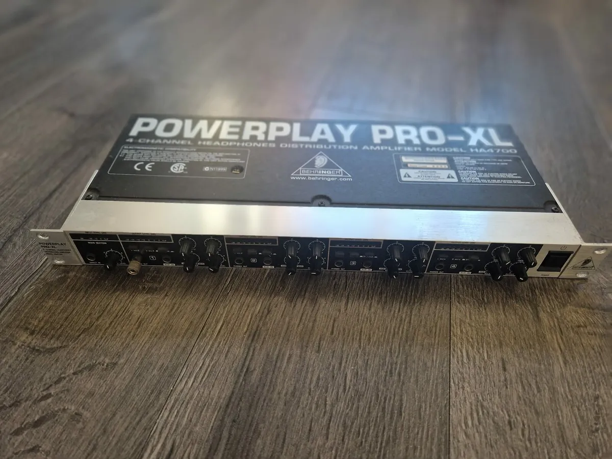 Behringer powerplay pro xl