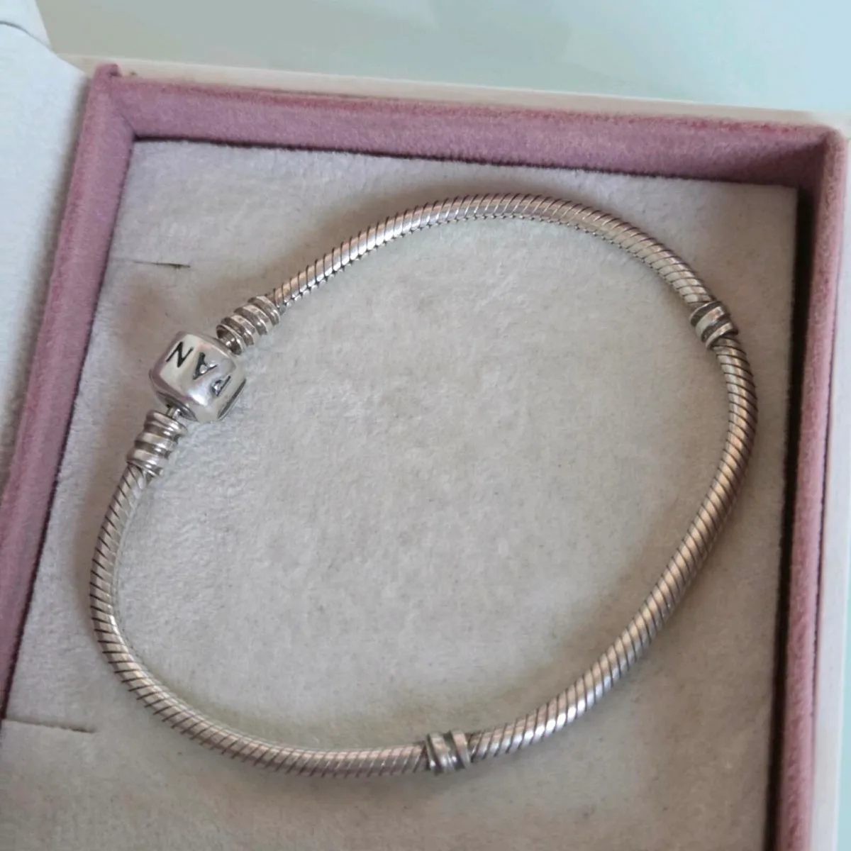 Pandora bracelet barrel clasp good condition - Image 1