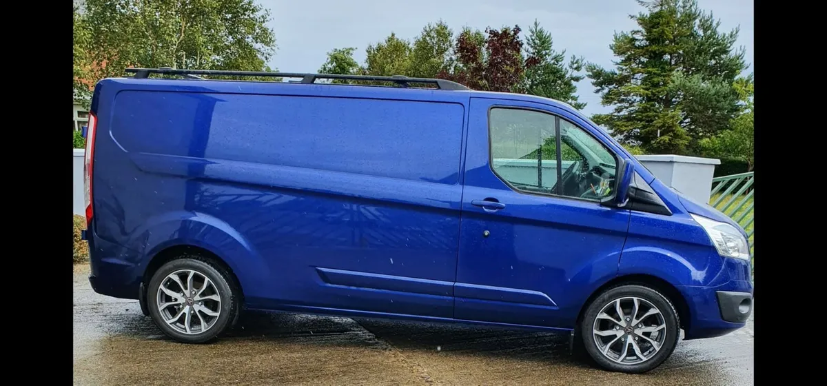 Ford Transit custom - Image 1