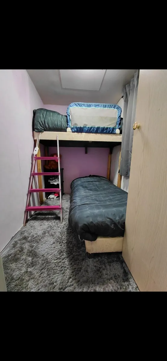 Mobile Home - Image 4