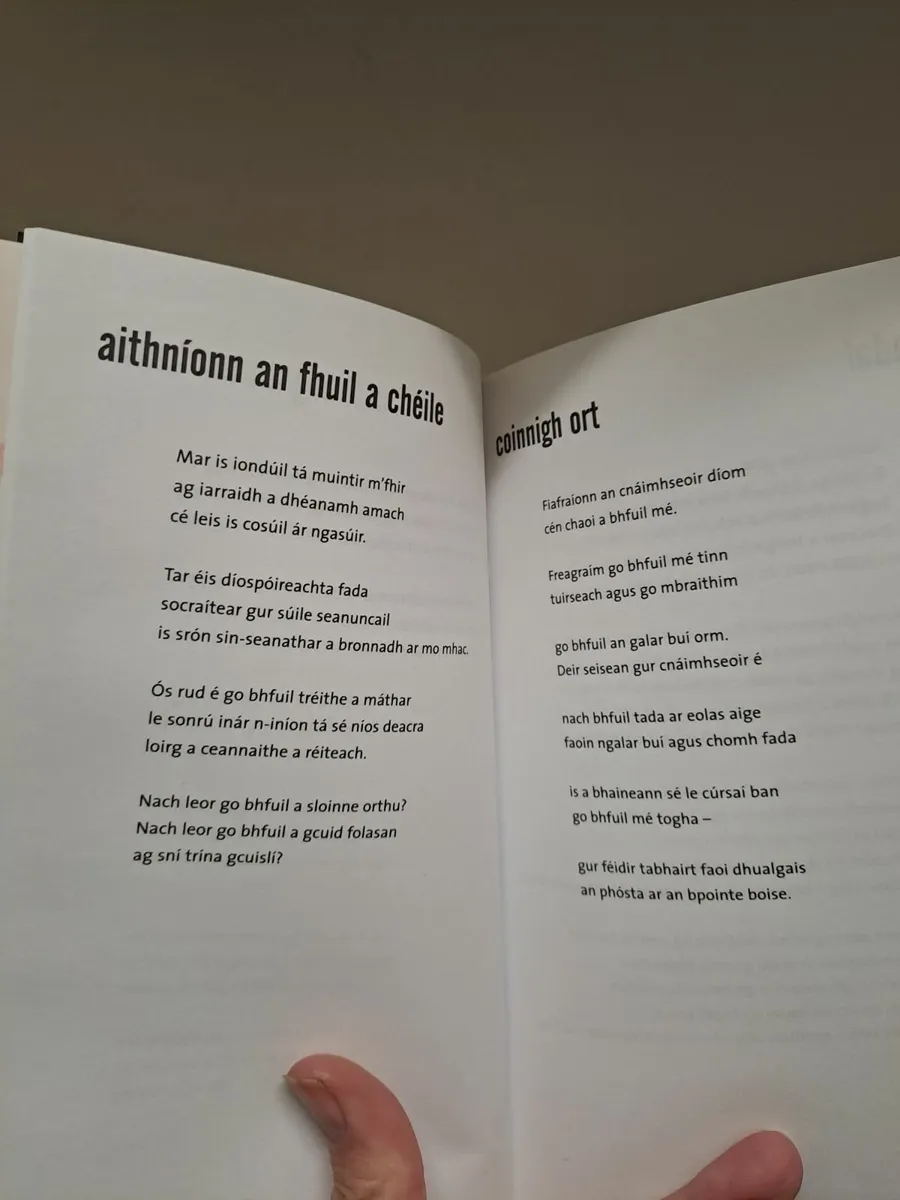 Fiacha Fola Signed 1st Ed – Celia de Fréine - Image 3