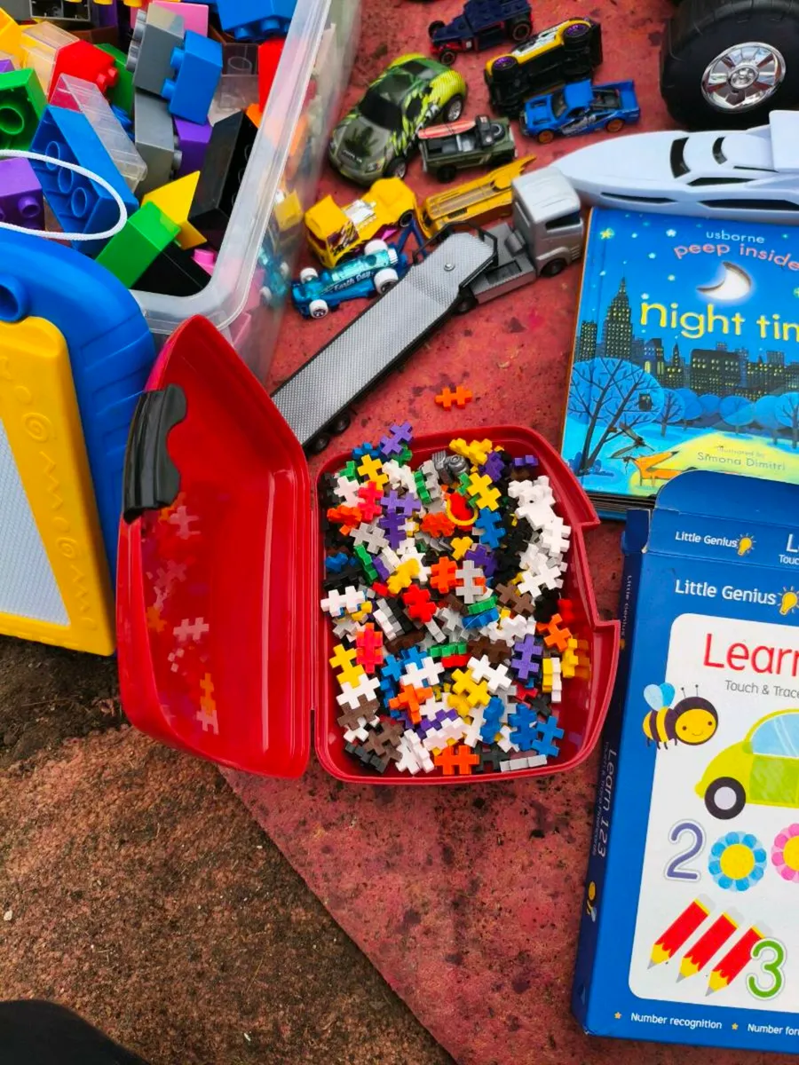 Lovely selection toys . like new,15 lot - Image 4