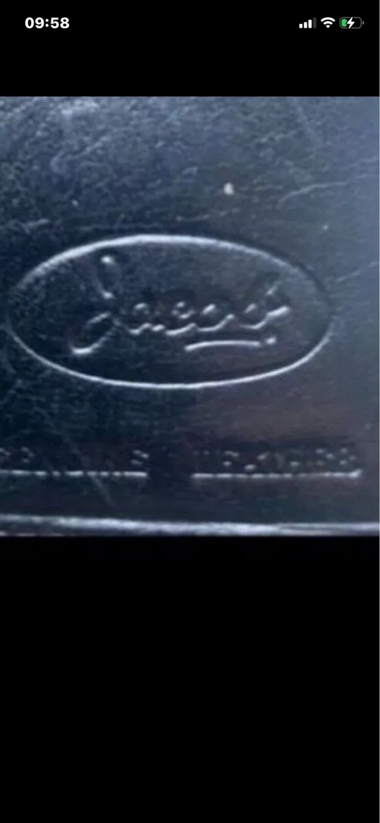 Leather Jacob Travel Wallet - Image 4