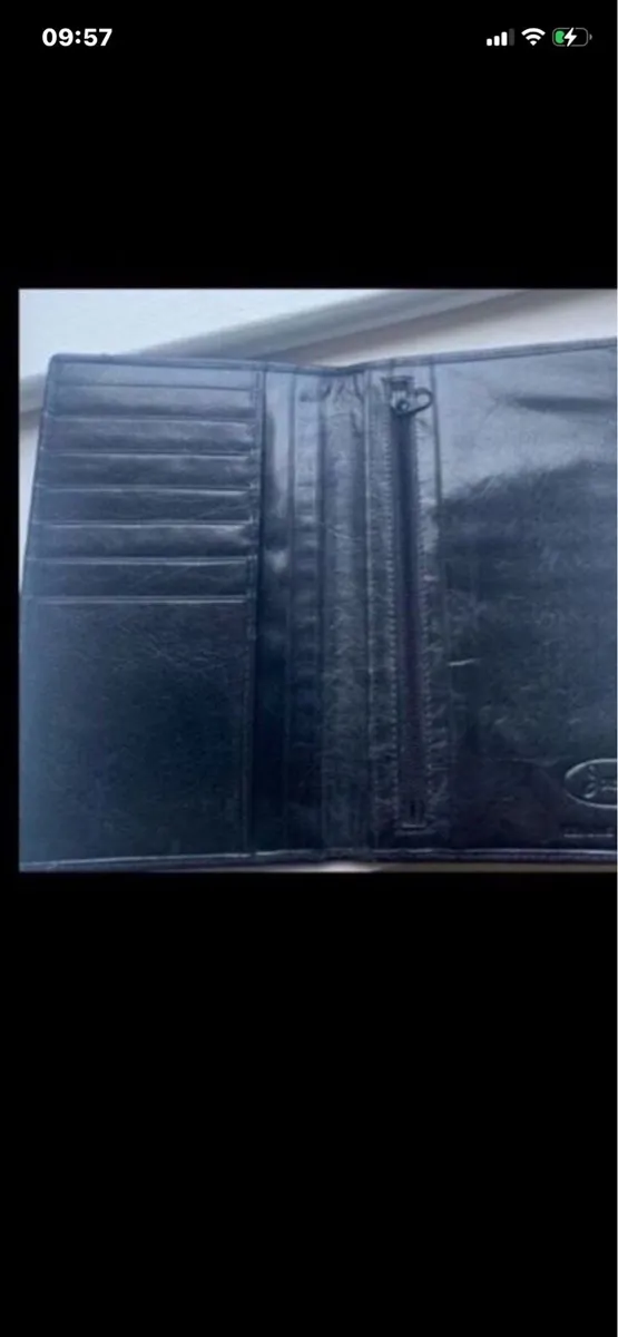 Leather Jacob Travel Wallet - Image 1