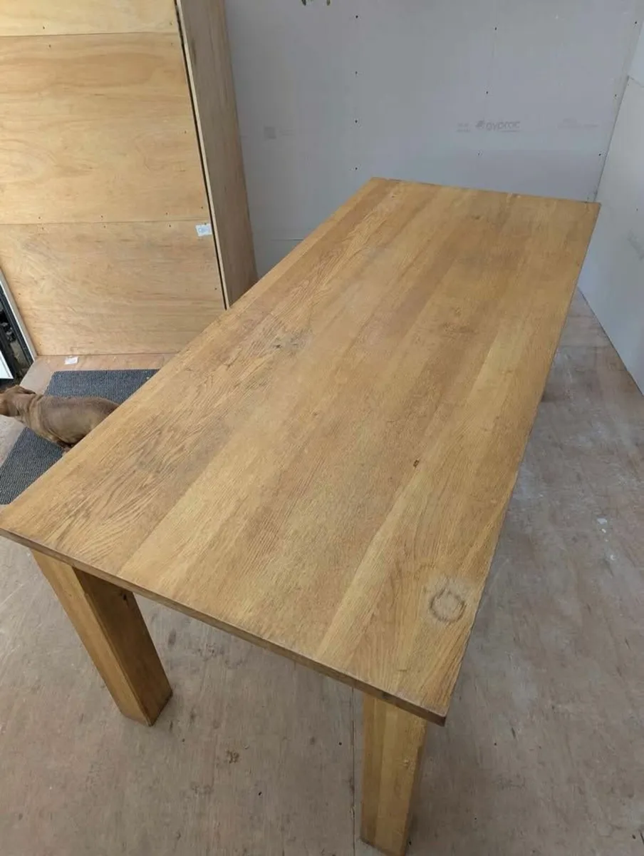 Large dining room table - Image 1