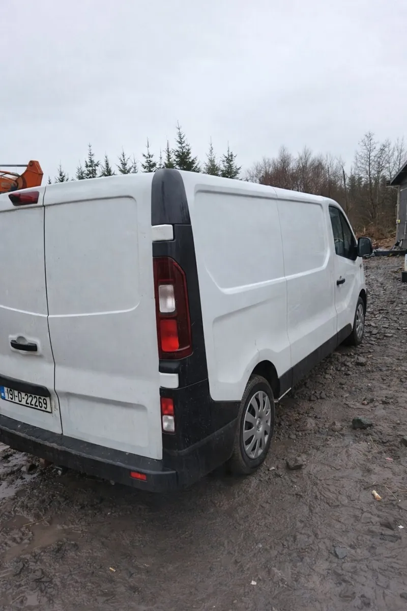 2019 Renault trafic Receipt provided No VAT - Image 3