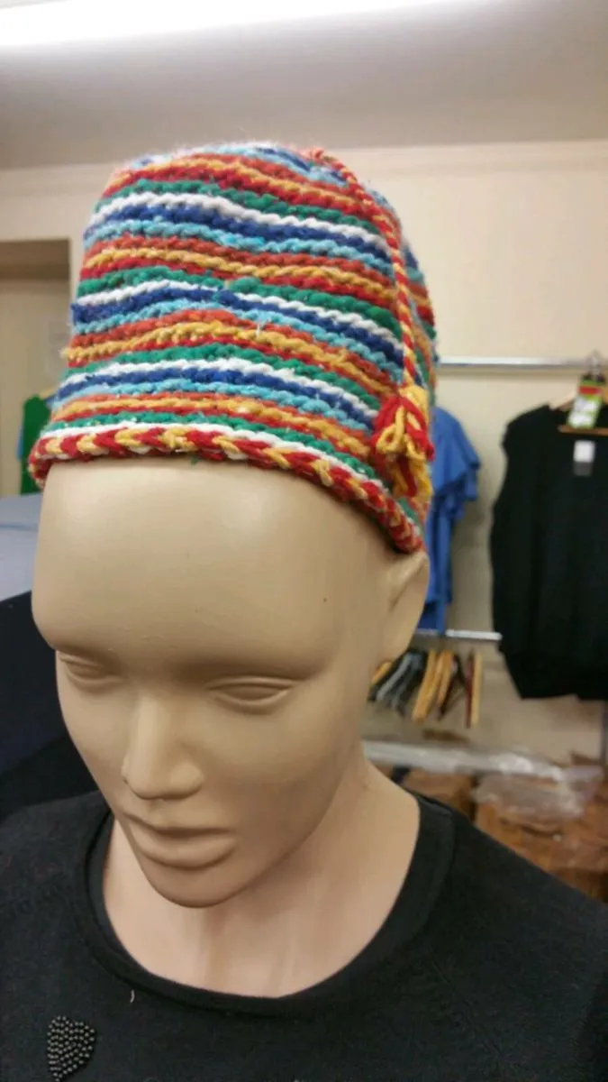 Hand made wool hats - Image 2