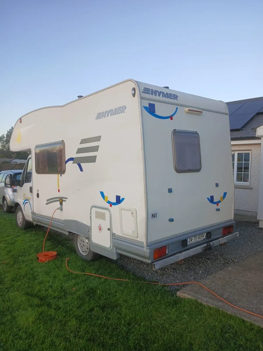 Camper van - Image 2