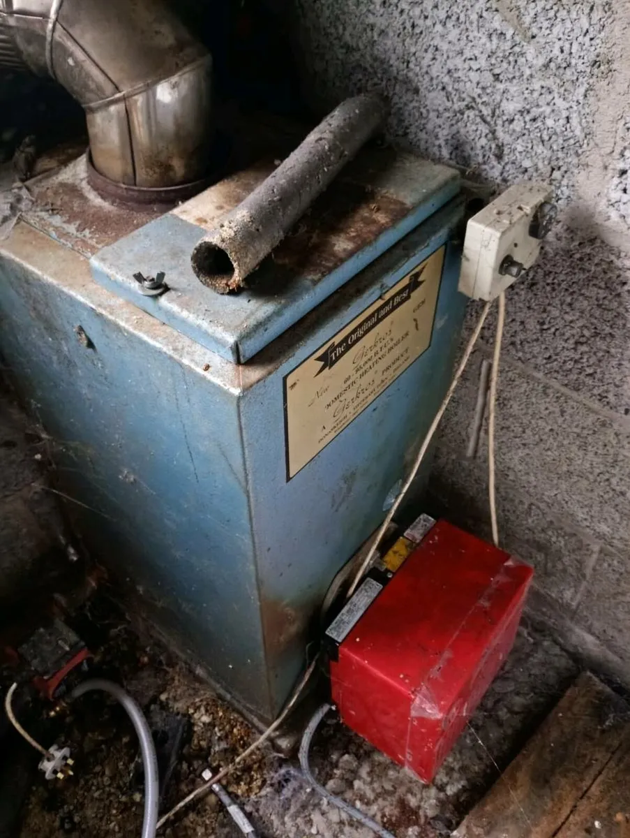 Oil boiler - Image 1
