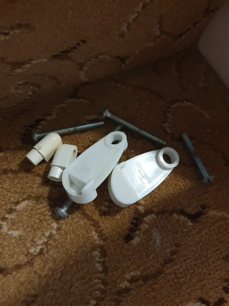 babies cot - Image 4